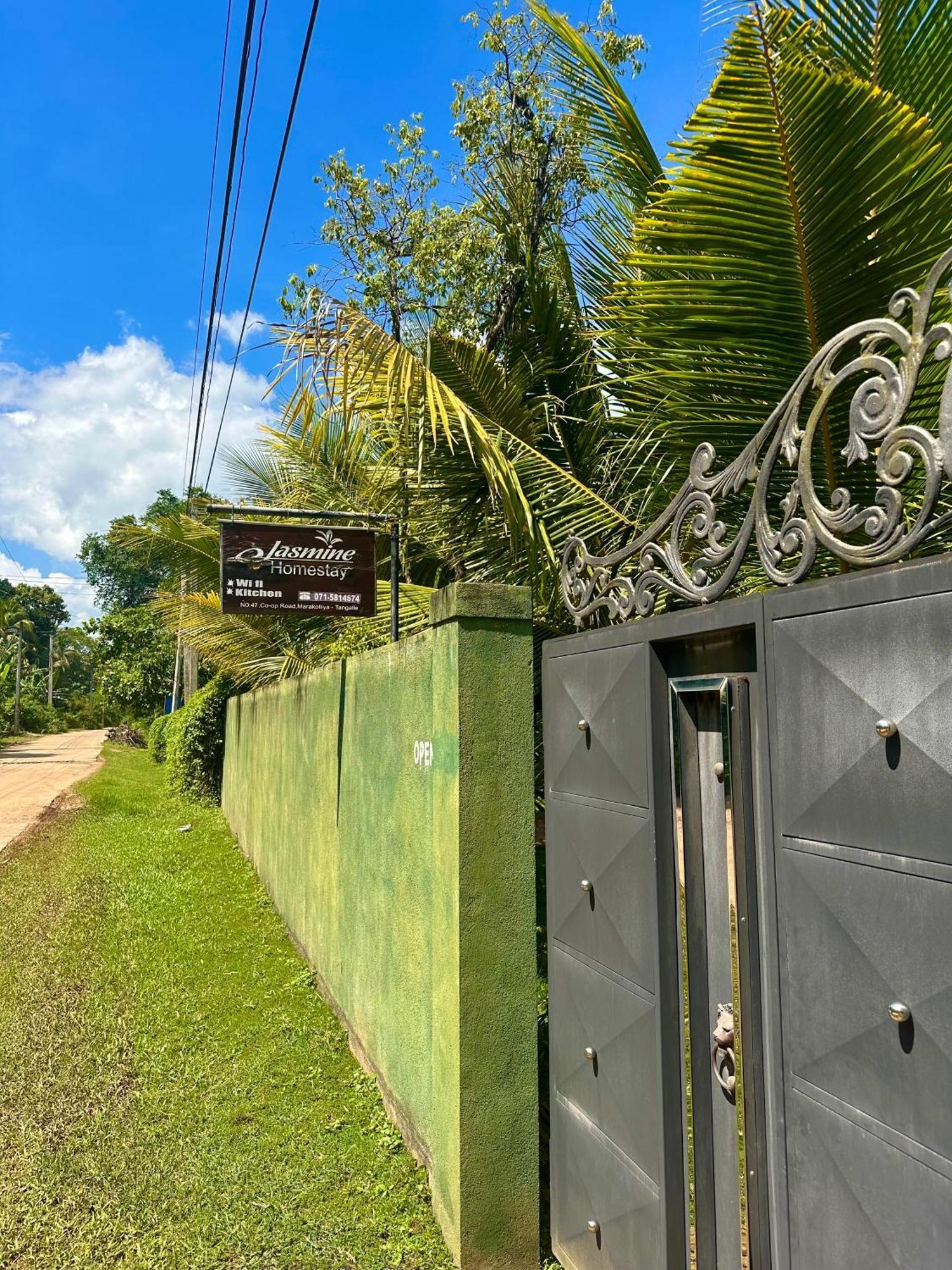 Jasmin Homestay Marakolliya Tangalle Bagian luar foto